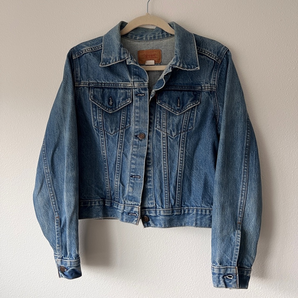 Vintage Levi’s denim jacket